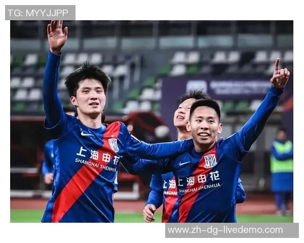 申花华夏对决激战正酣球迷期待精彩瞬间与胜利时刻